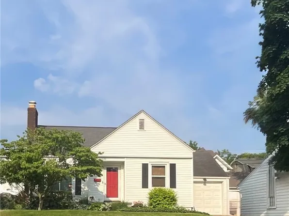 1440 Monument Rd NW, Canton, OH 44703