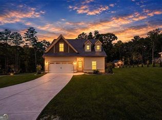 5466 Whitehall Rd, Lula, GA 30554