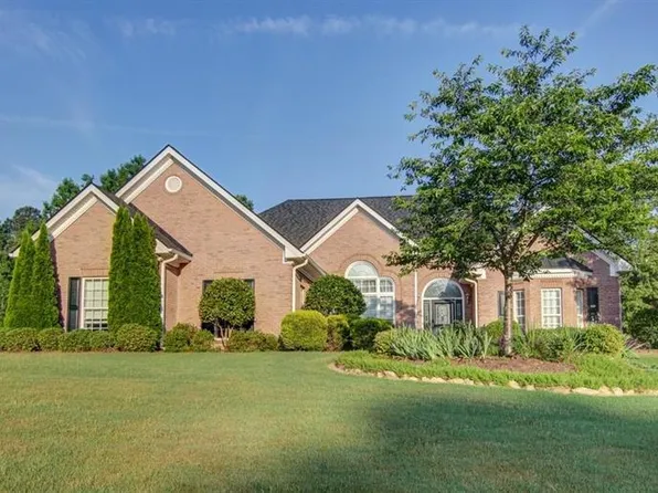 70 Northwood Springs Dr, Oxford, GA 30054