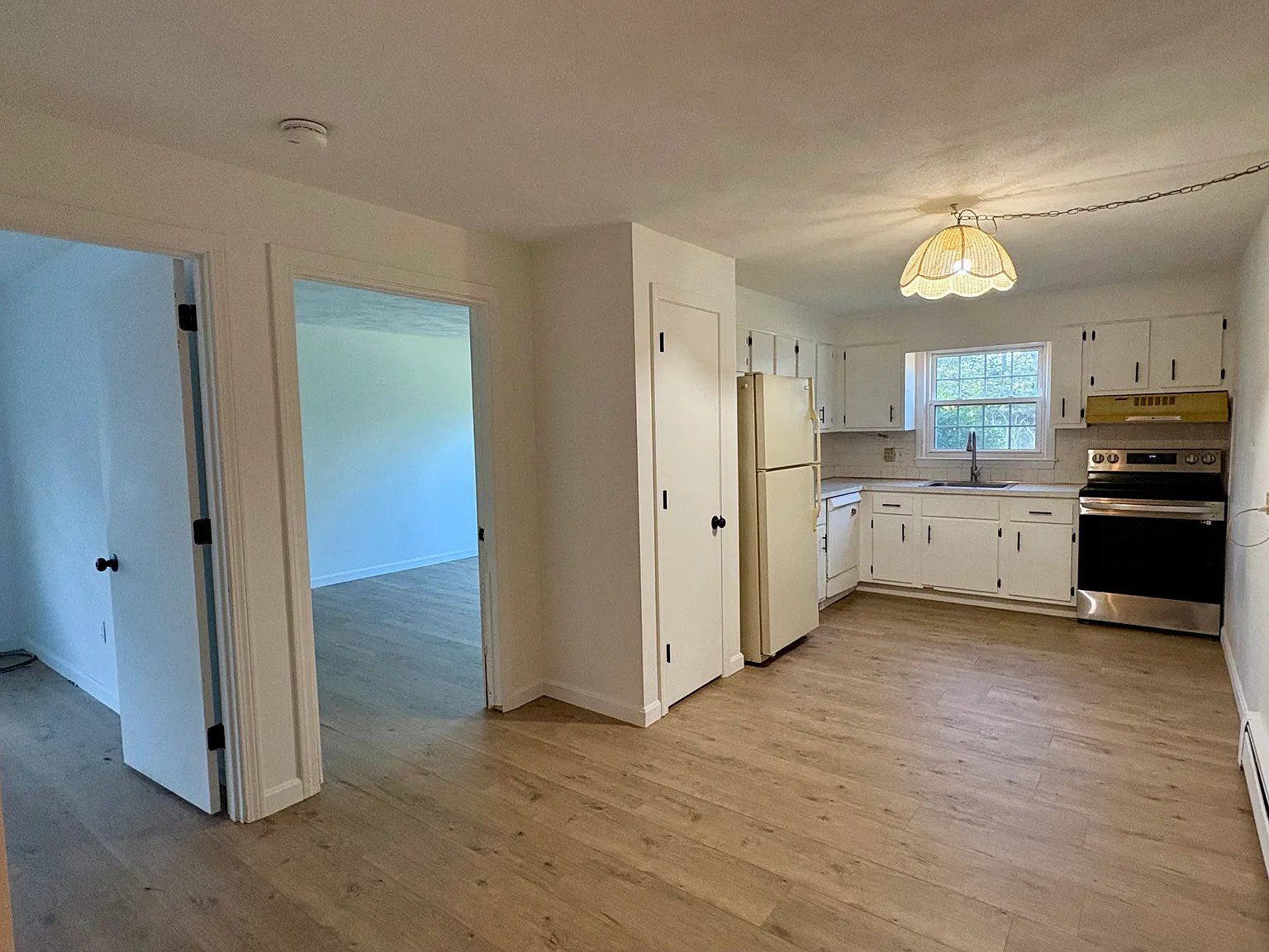1 bed, 638 sqft, $2,200 — Photo 3