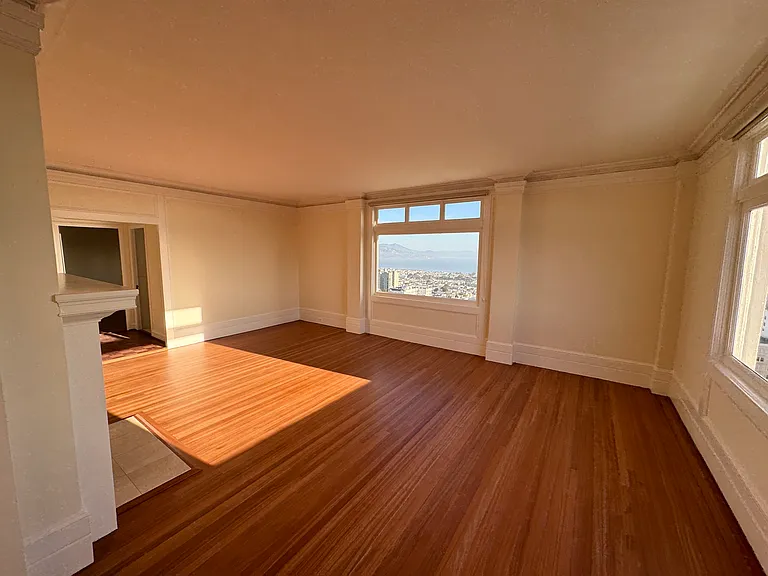 Crestview Apartments — Photo 7