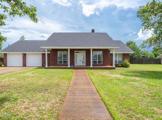 1119 College Blvd N, Lynn Haven, FL 32444