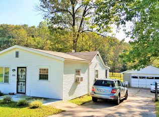 7101 Manslick Rd, Louisville, KY 40214