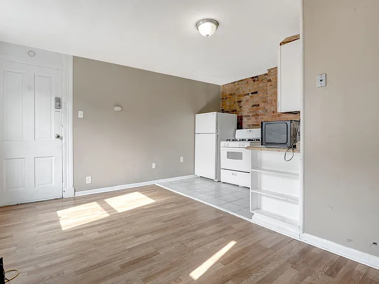 3636 W 8th St #7 — Photo 12