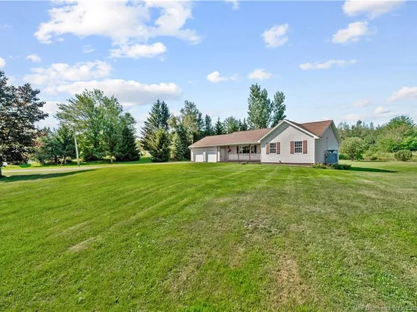 21 Osprey Rd, Coverdale, NB E1J 1T7