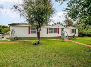 6004 Strawberry Ridge Ln, Joshua, TX 76058