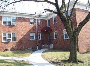25 Winchester Ave APT 1B, Yonkers, NY 10710