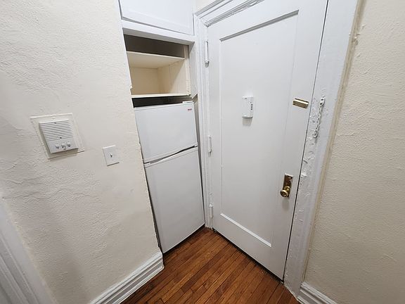 3rd image of 124-17 Hillside Ave #D2