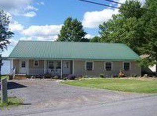 21037 Storrs Rd, Sackets Harbor, NY 13685