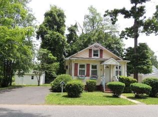 24 Dayton Ave, Middlesex, NJ 08846