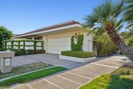 Mayfair Dr-S0209-001.jpg