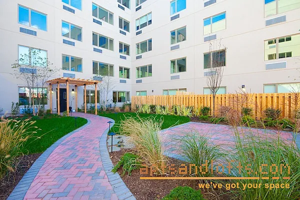 Rented by aptsandlofts.com | media 45