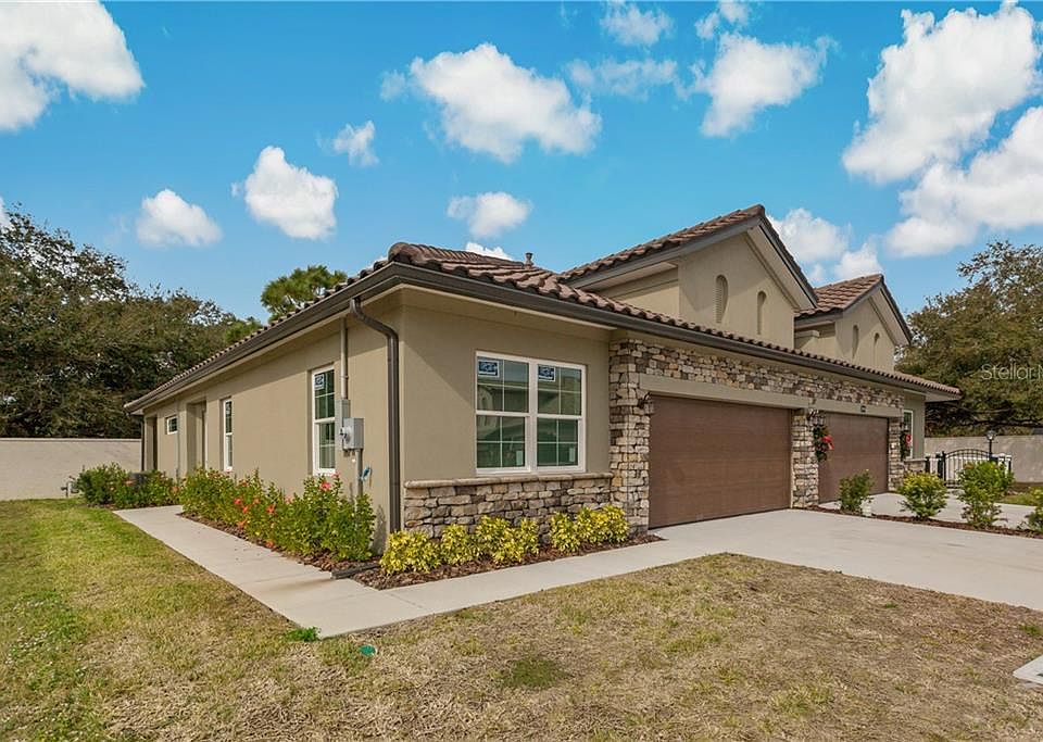 1st image of 21040 Isola Bella Cir #18