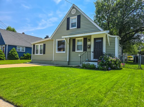 612 Princeton Ave, Maple Shade, NJ 08052