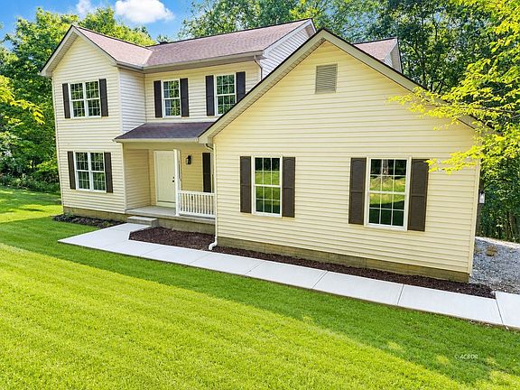 2nd image of 475 Longview Heights Rd