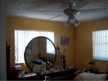 2nd image of 390 NE 30th Ct