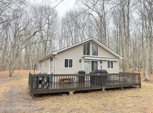 122 Spencer Ln, Albrightsville, PA 18210