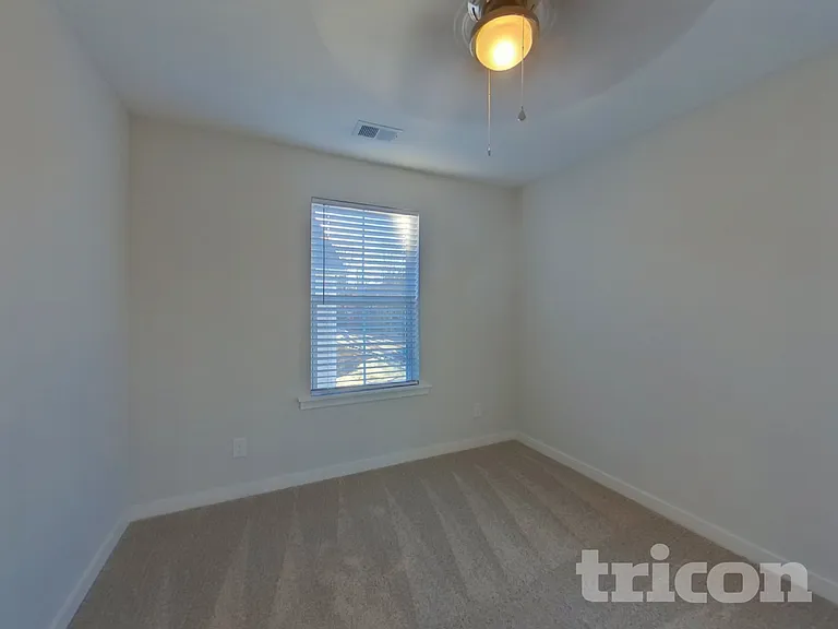 13869 Hill St — Photo 14