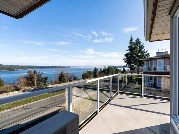 100 Gifford St #12, Ladysmith, BC V9G 1S8