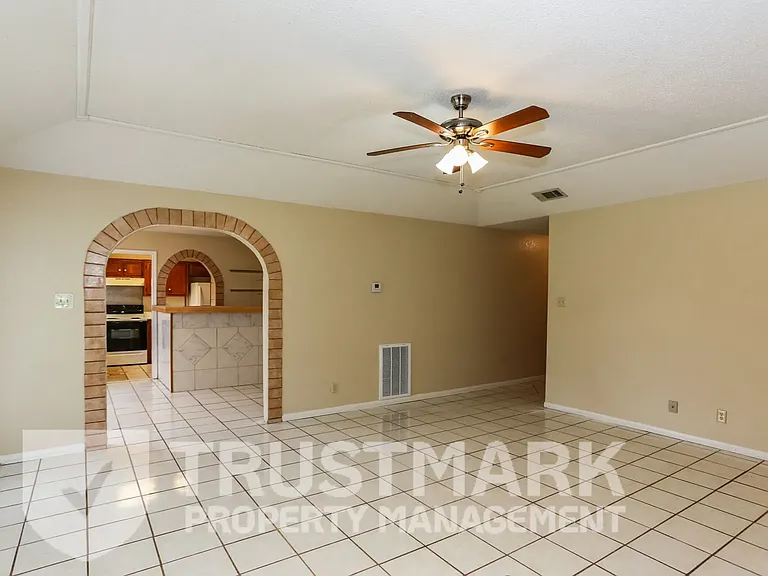 4410 Pepper Mill Holw #PRIMARY ADDRESS — Photo 5