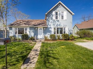 321 Burnham St, Lowell, IN