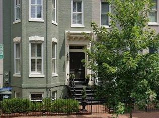 210 6th St SE APT A, Washington, DC