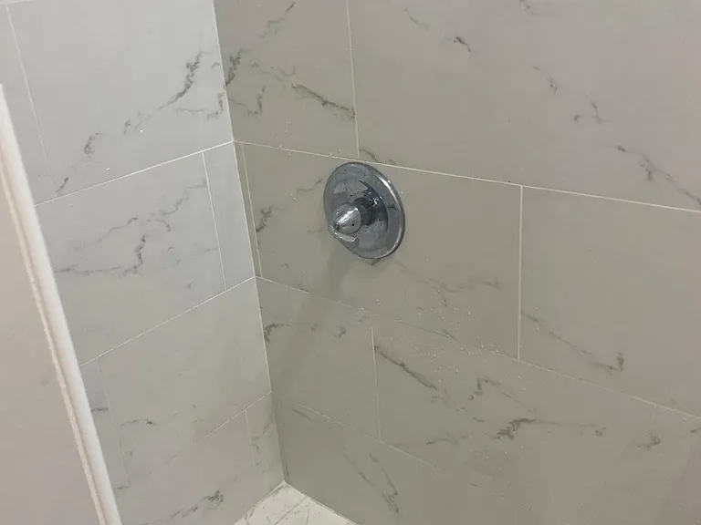 85 Clifton Ave — Photo 4