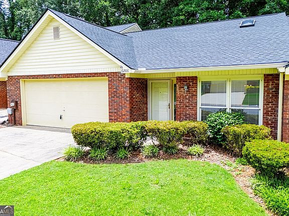 4th image of 6208 Douglas Manor Ct