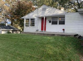 3013 Graham Rd, Falls Church, VA 22042