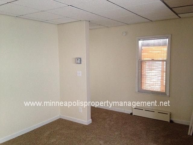 1st image of 1555 Carroll Ave #2