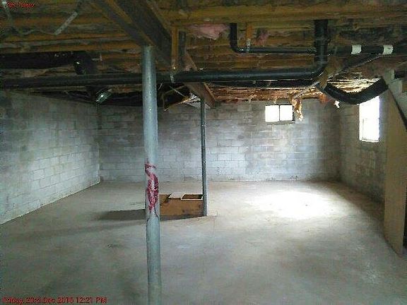 5th image of 324 Hicrest Dr