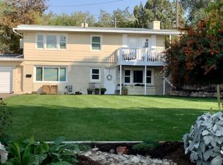 696 N Center St, Lehi, UT 84043