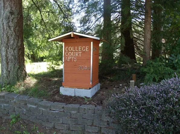 3044 Kaiser Rd NW #15, Olympia, WA 98502