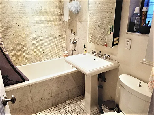 Rented by Noble Realty | media 3