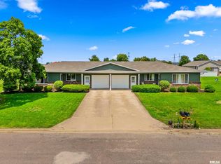 105-107 Nina Ct, Pekin, IL 61554