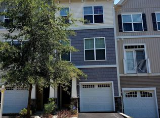 12805 Lotte Dr #3, Woodbridge, VA 22192