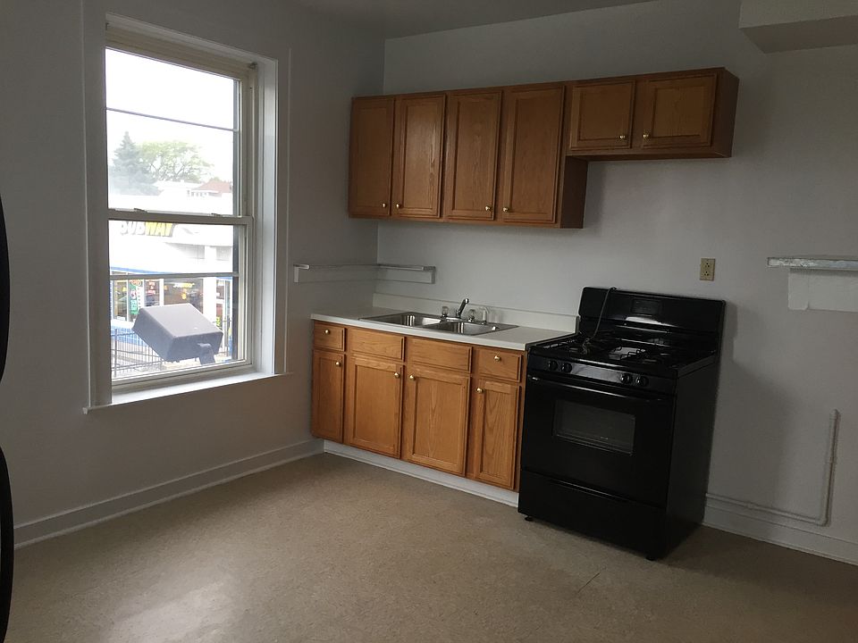 1st image of 7054 S Western Ave #202