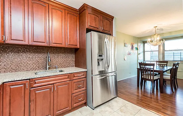 Sold by Re/Max In The City | media 23