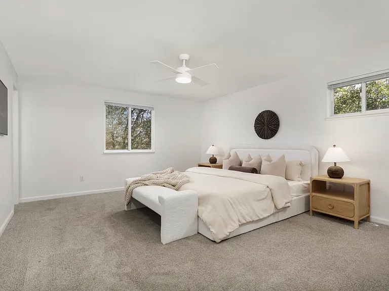 6909 Harvest Rd — Photo 14