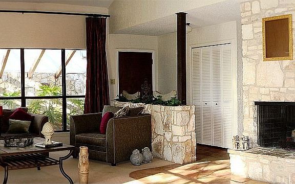 2nd Fireplace in Living Room
