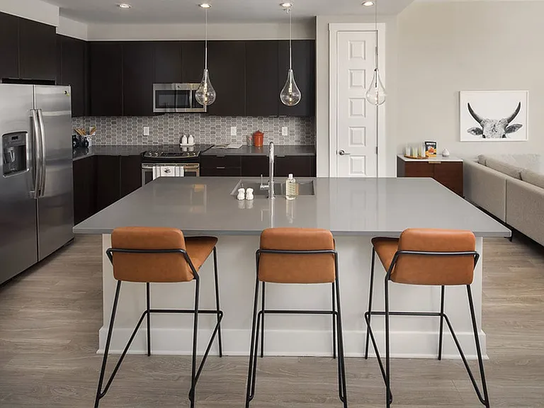 Modern finishes and light fixtures