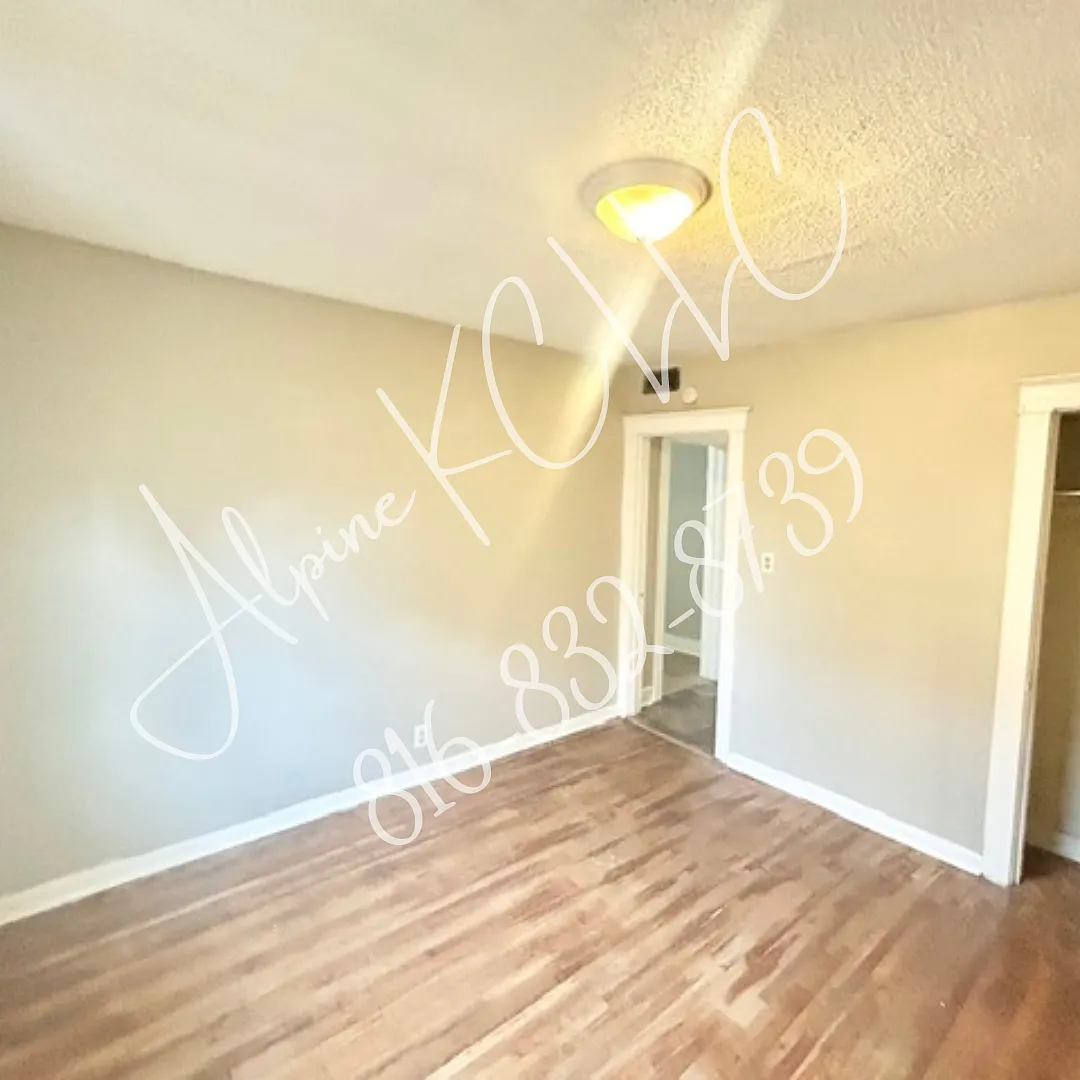 2 bed, 850 sqft, $795 — Photo 2