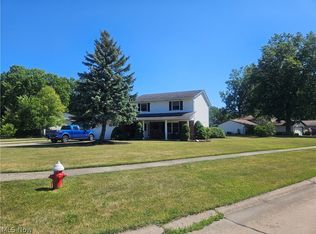 5343 Pin Oak Cir, Sheffield Village, OH