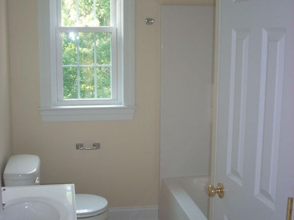 121 Station Rd