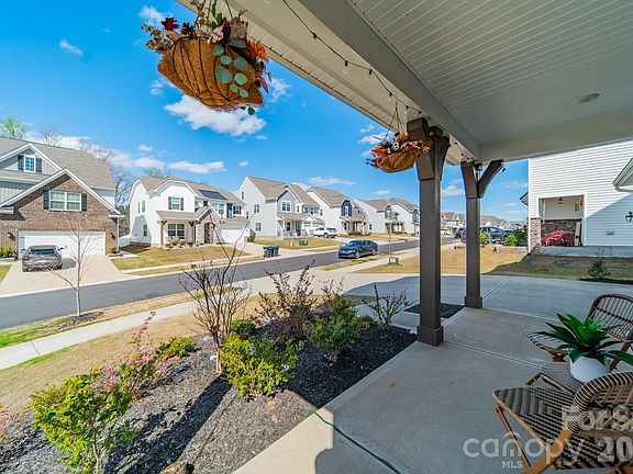 3rd image of 5542 Soft Shell Dr