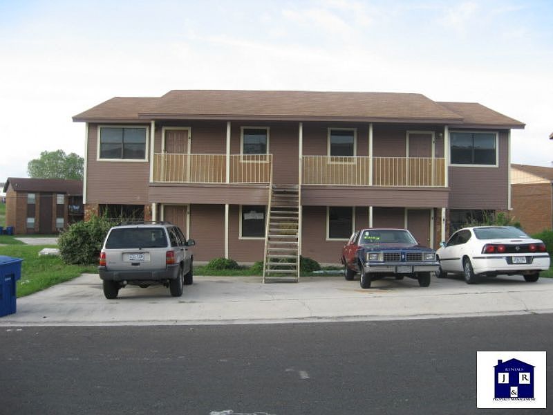 1st image of 210 North Dr APT B