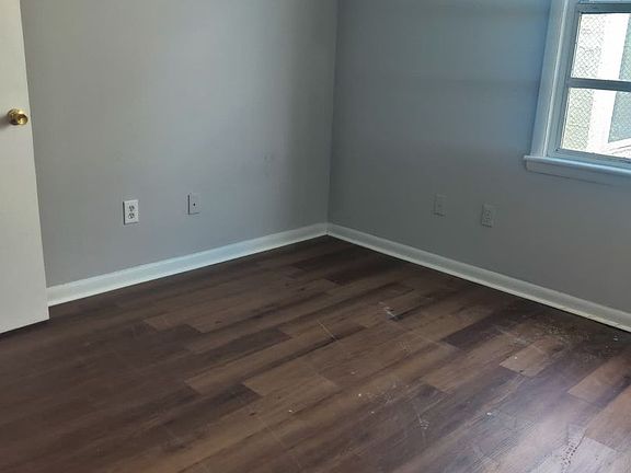 5th image of 928 N 42nd St