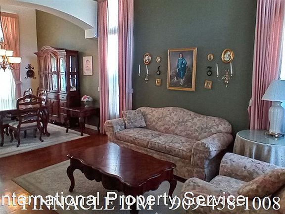 2nd image of 2519 Via La Mesa