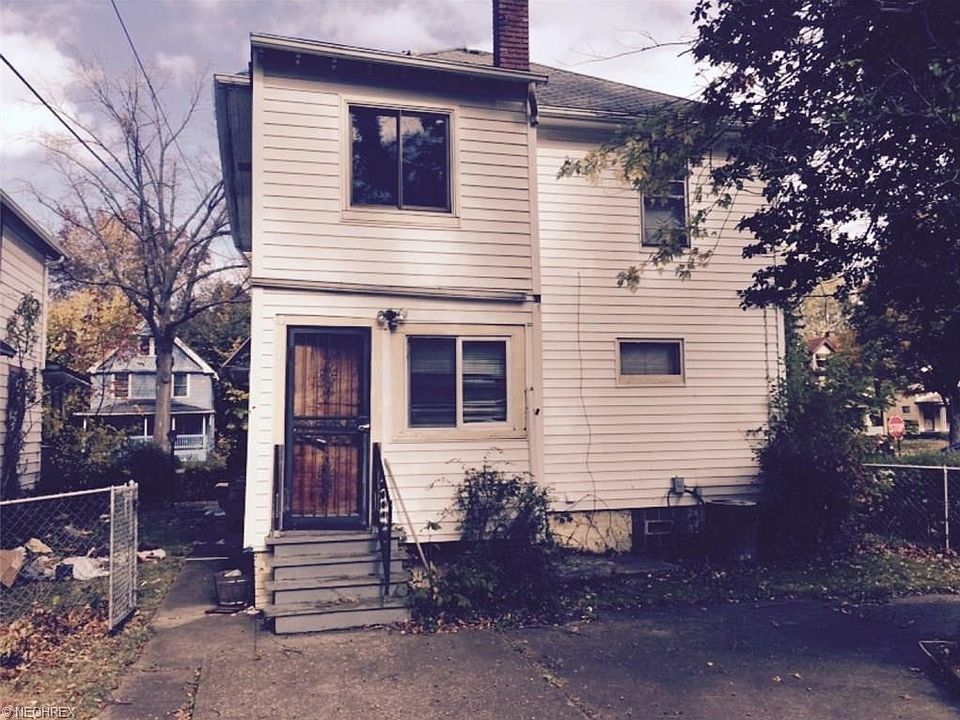 2nd image of 14512 Elm Ave