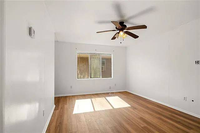 3 bed, 1.5 bath, 1146 sqft, $1,500 — Photo 4